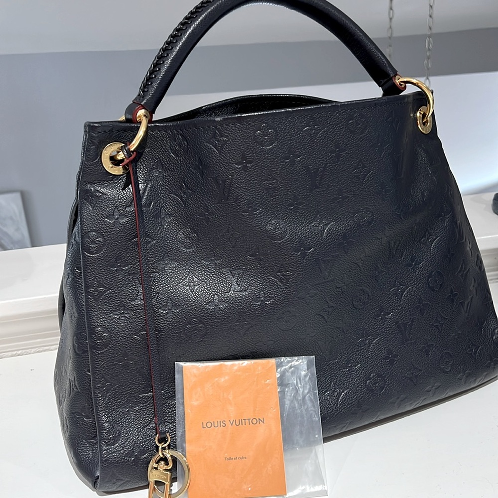 Louis Vuitton Empreinte Artsy MM Marine Rouge
